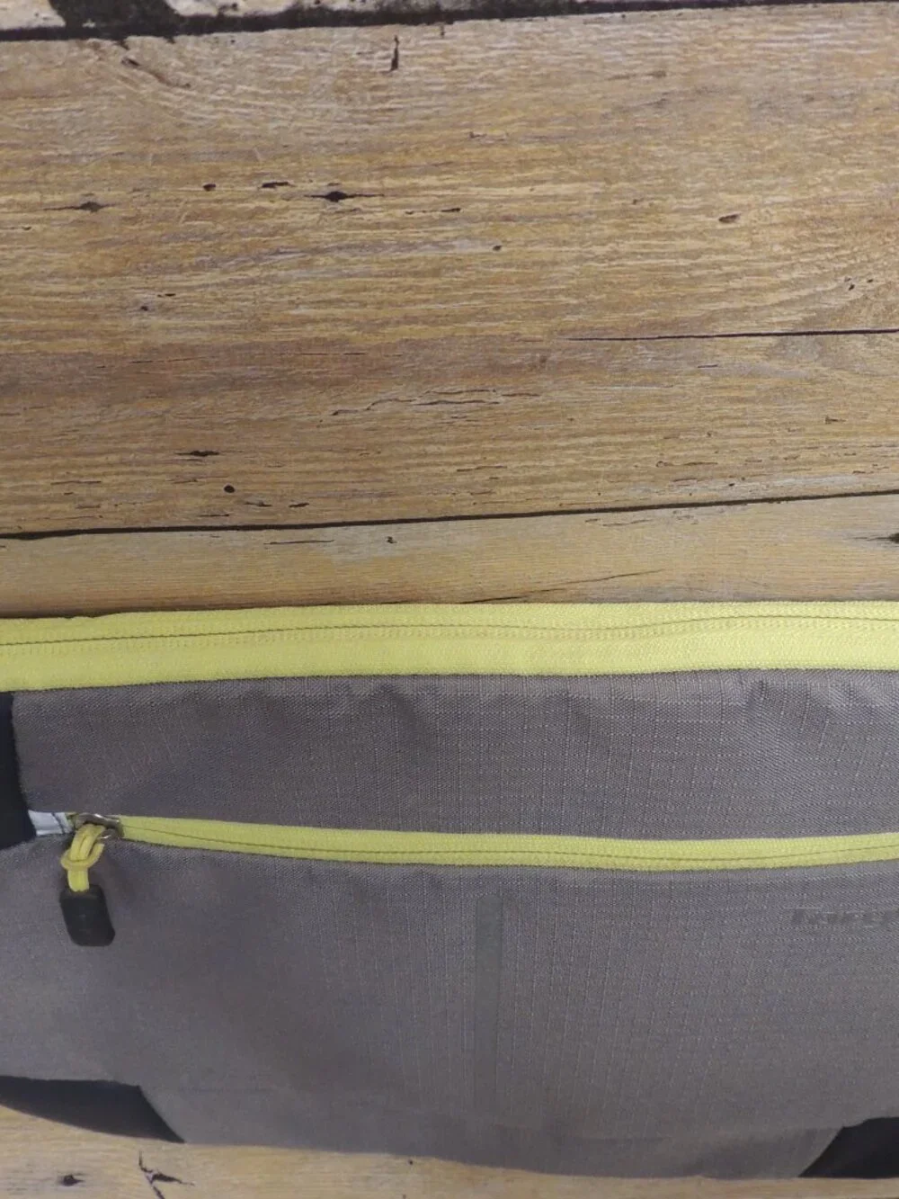 Targus Bex II laptop sleeve for 14